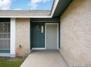 9114 Adams Hill Dr, San Antonio, TX 78245