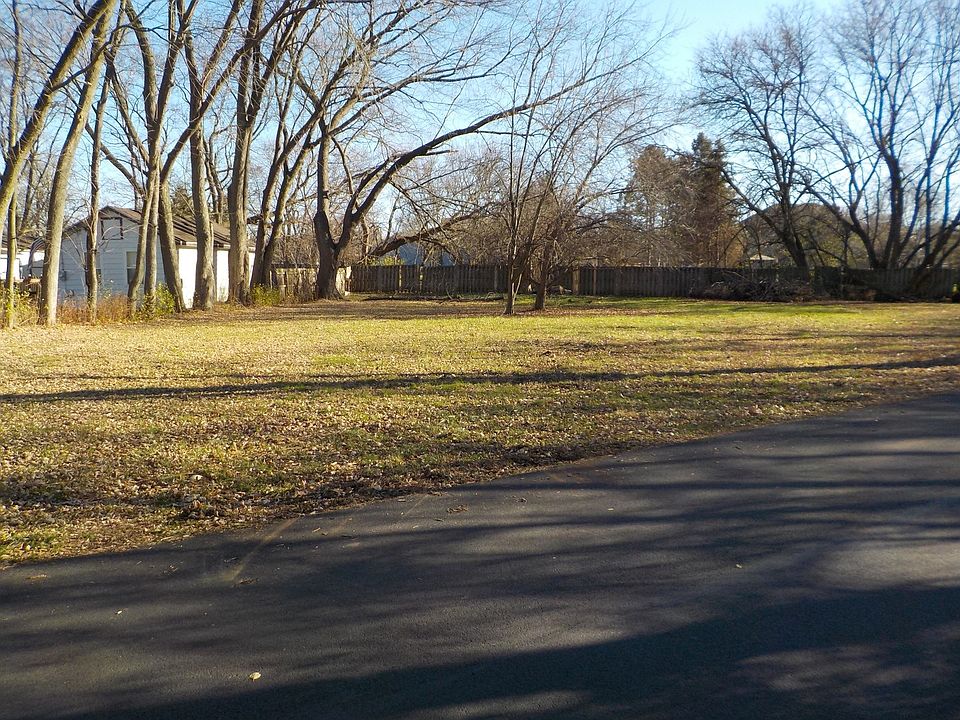 1st image of 1817 River Terrace Dr