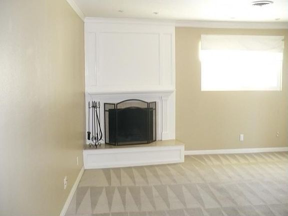 4th image of 41057 Academy Dr