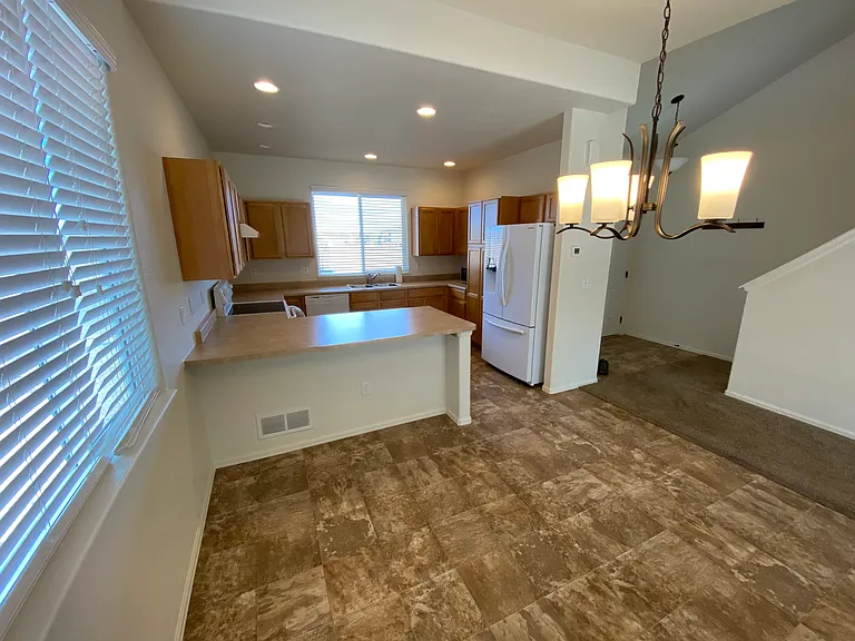 625 Gore Range Dr — Photo 6
