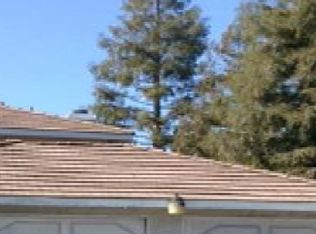860 Bliss Ave, Clovis, CA 93611