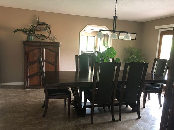 5th image of 690 S Yorba Ln