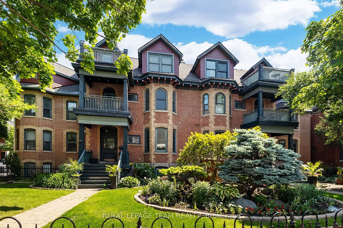 Building Photo - 513 King Edward Ave #1