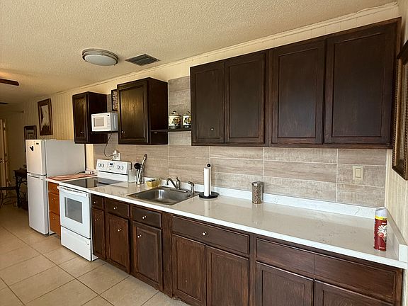 2nd image of 12011 Corsica Ln