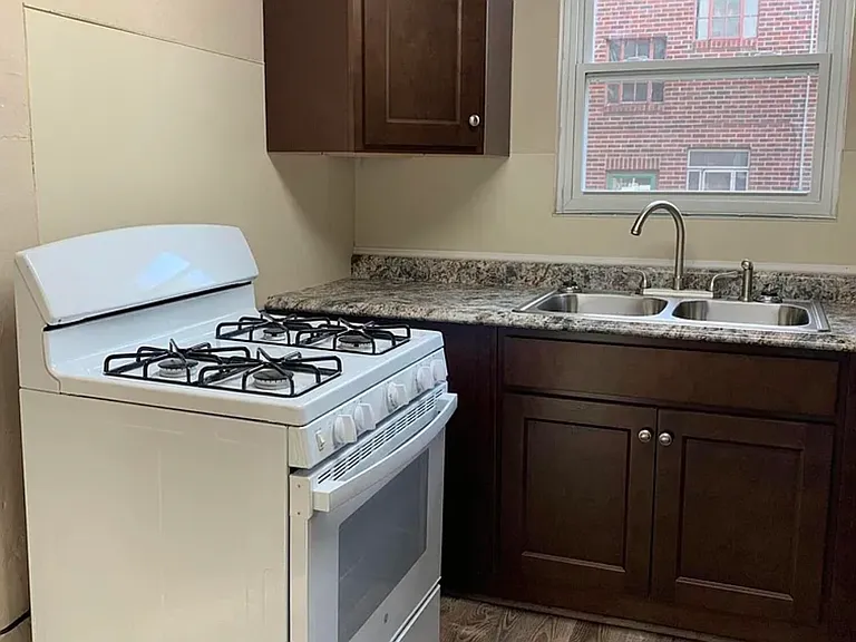 1429 Potomac Dr #2 — Photo 6