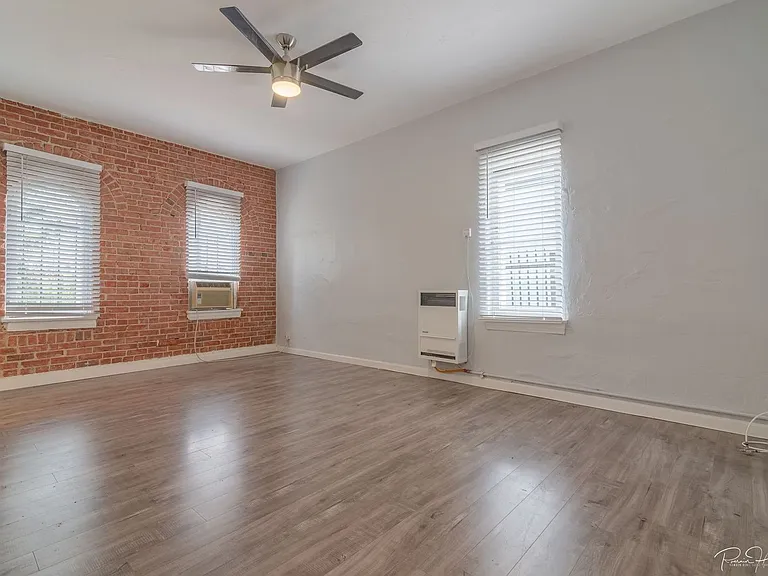 130 N Westmoreland Ave #101 — Photo 5