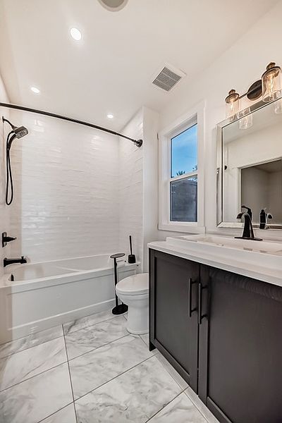 Calgary Townhouse for rent - 3 Bedrooms — photo 5
