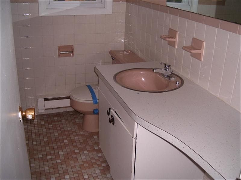 2nd image of 72 Wolff St
