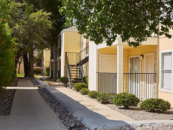 5th image of 7049 Westwind Dr #1016