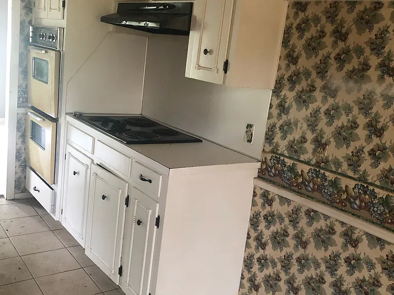 9541 Baird Rd — Photo 7
