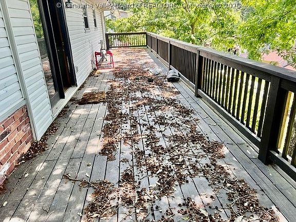 2nd image of 131 Wildwood Dr