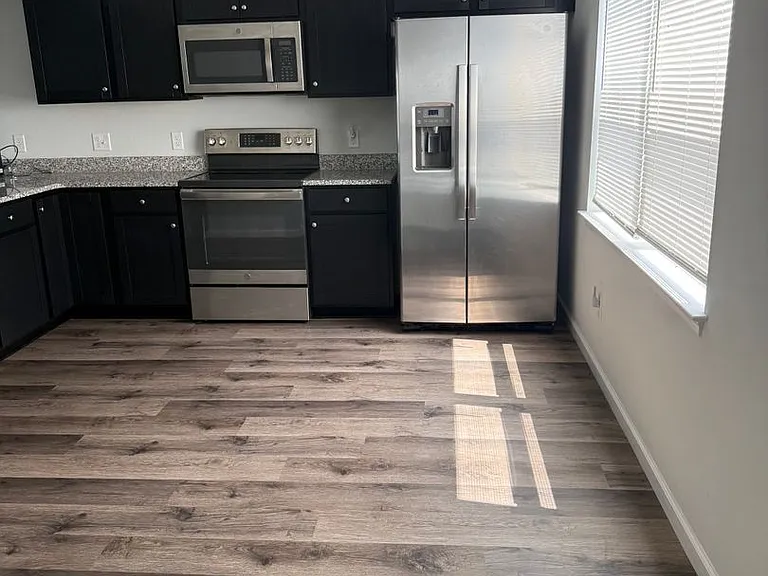 138 Delano Dr — Photo 5
