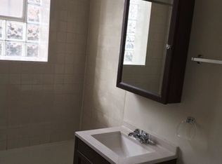 2400 W Wilson Ave APT C, Chicago, IL 60625