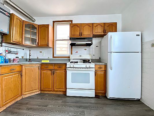 5th image of 94-25 46th Ave APT 2