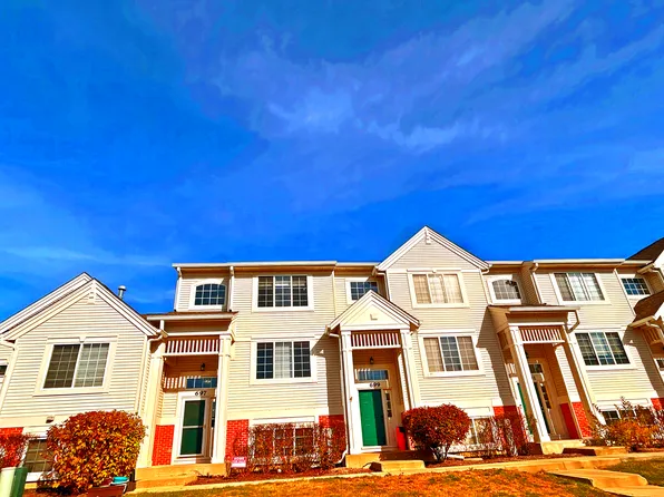 697 S Parkside Dr Unit 697, Round Lake, IL 60073