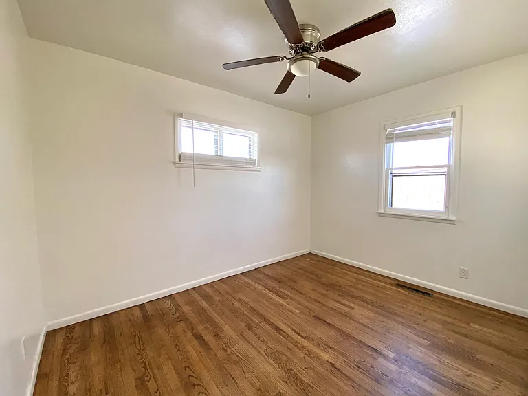 1310 S Newton St — Photo 11