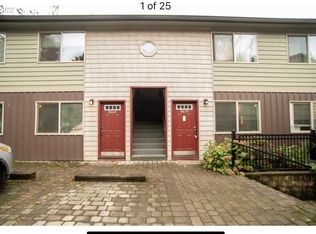 8664 N Willamette Blvd, Portland, OR 97203
