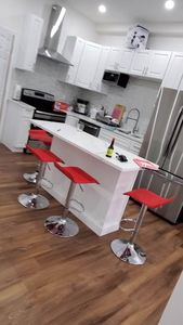 1255 Mendon Rd, Cumberland, RI, 02864