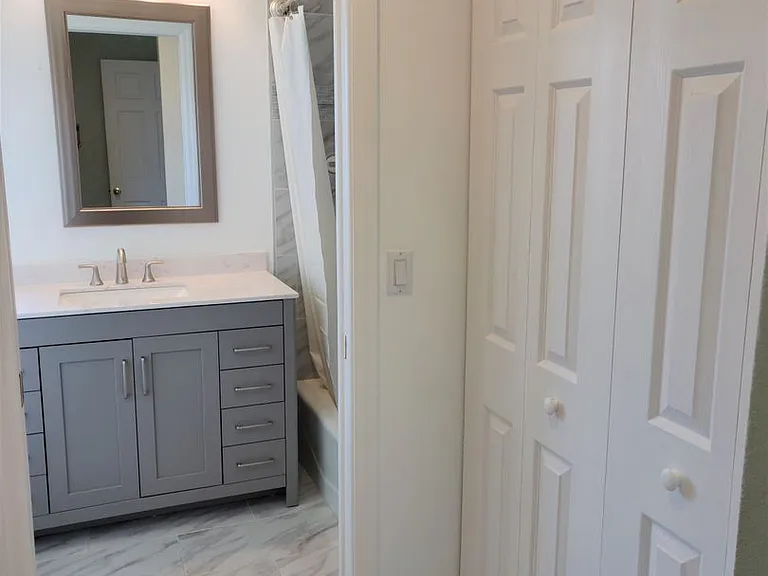 979 Nantucket Rd — Photo 22