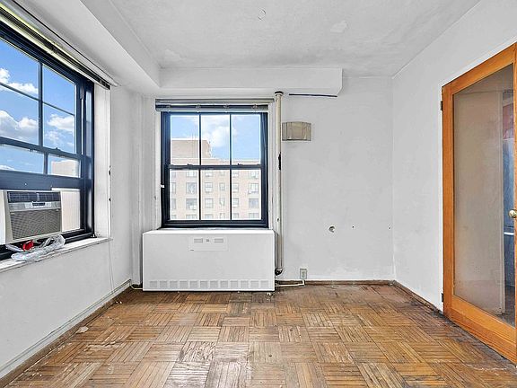 4th image of 355 Clinton Ave APT 14E