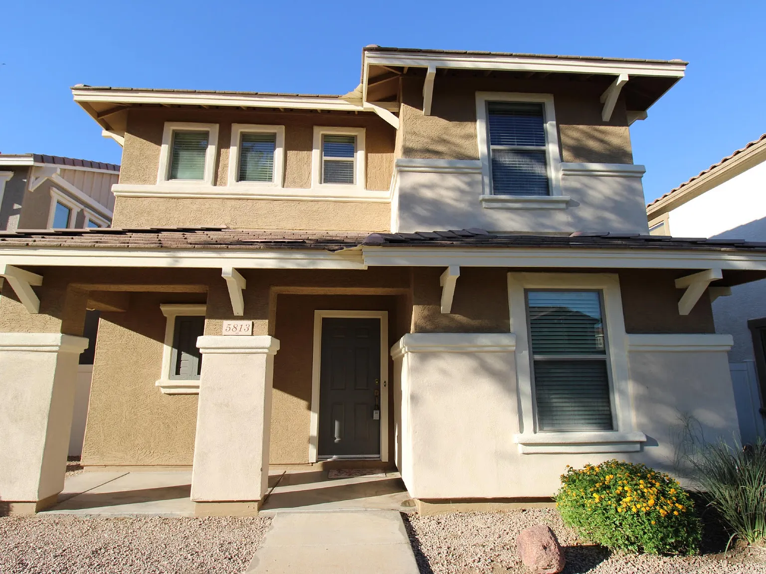 4 bed, 2038 sqft, $2,395 — Photo 1