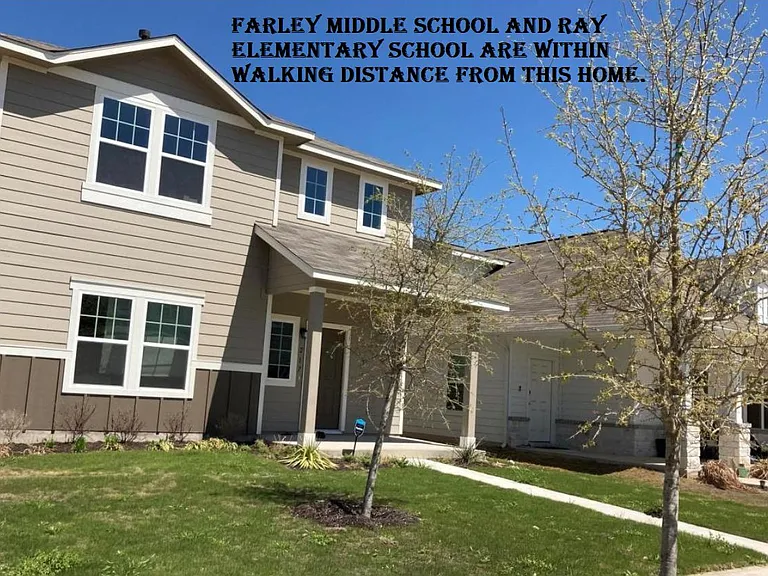 217 Bent Creek Dr — Photo 2