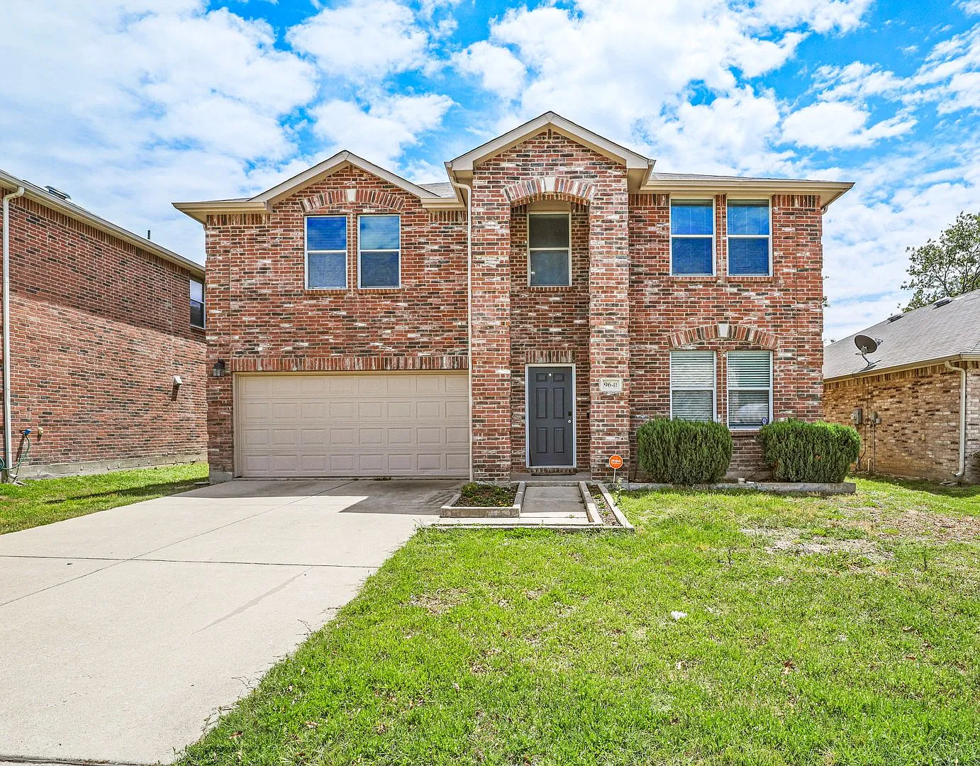 Rare Find: 5 Bedroom in Highly Sought After Creekside at Preston! — Photo 1