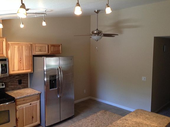 5th image of 1499 Clough Rd