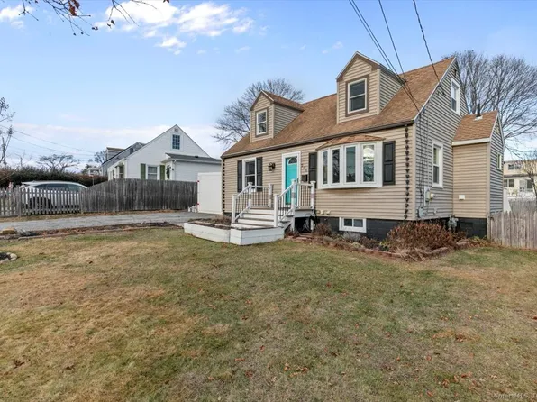 206 Robert Treat Parkway, Milford, CT 06460