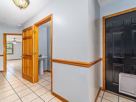 5th image of 153 Golden Ln