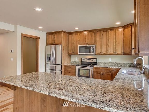 5th image of 120 A Vineyard Lane #C-1