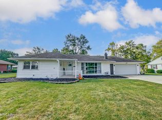 1865 Huntington Dr, Lima, OH 45806