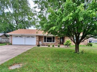 104 Mae Dr, Catlin, IL 61817