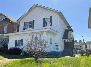 2483 3rd Ave, Huntington, WV 25703