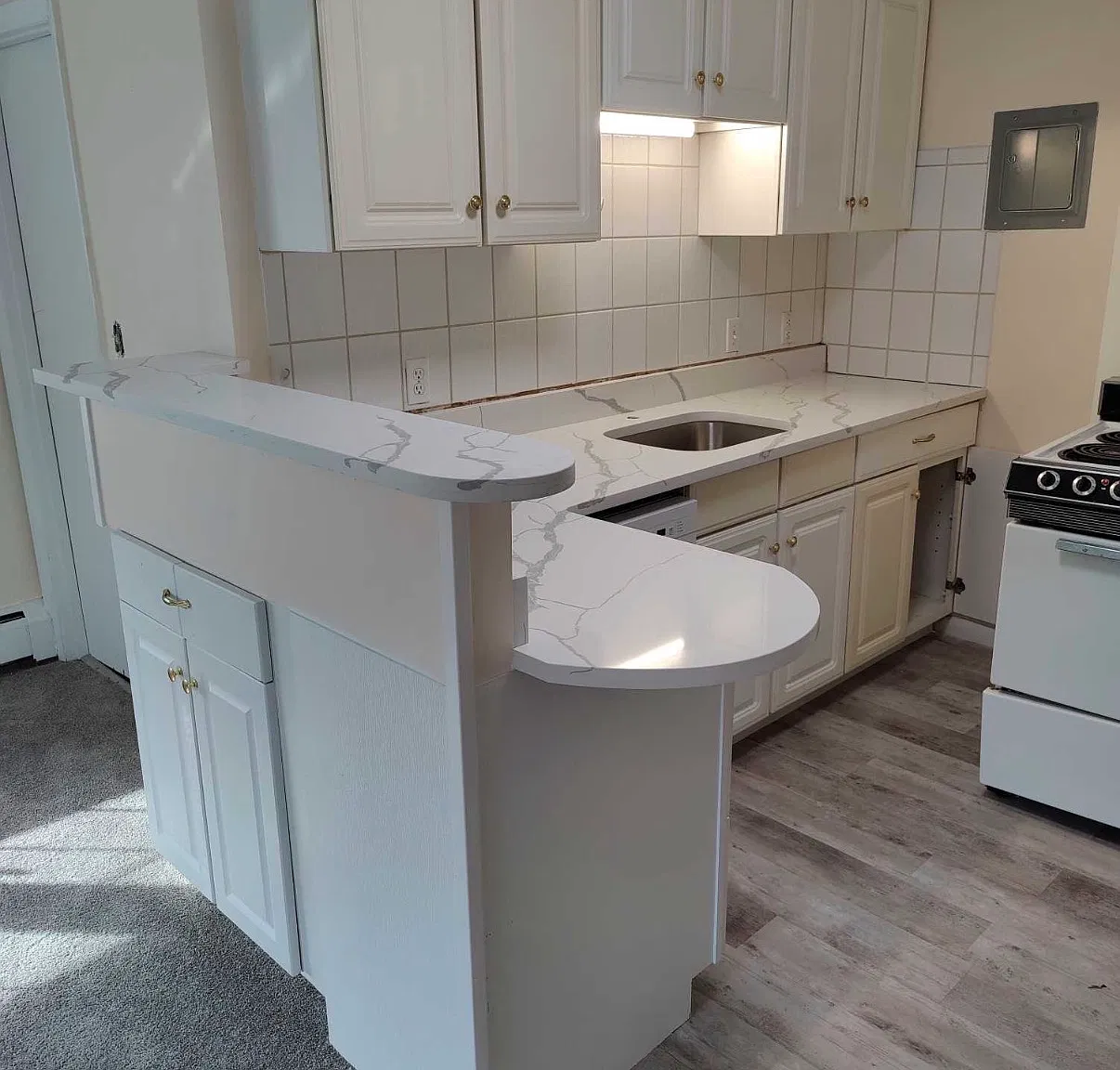 Studio, 344 sqft, $1,685 — Photo 1