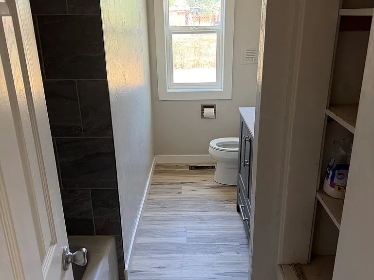 1844 Lynwood Pl — Photo 8