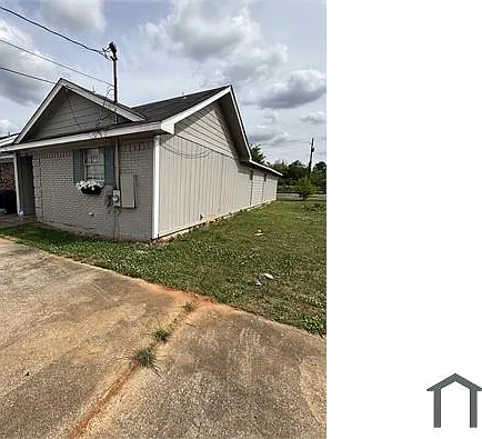 3 bed, 1110 sqft, $1,135 — Photo 2