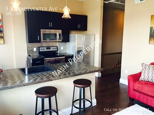 9 S Vandeventer Ave #A — Photo 22