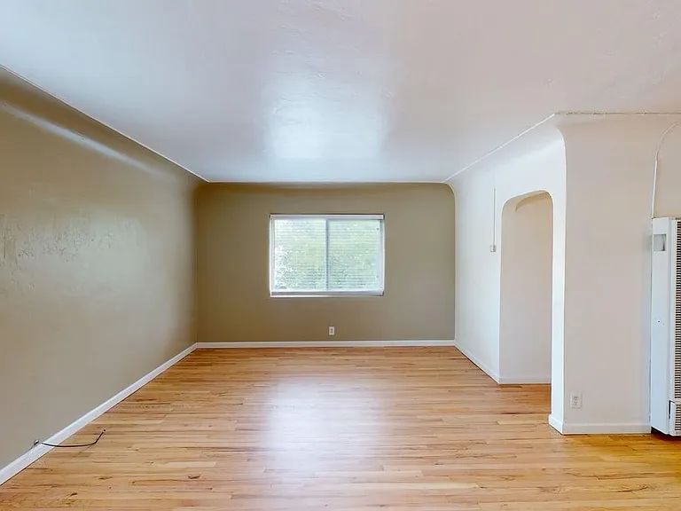 Classic Abq One Bedroom Apartment Just 4 Blocks to UNM — Photo 34