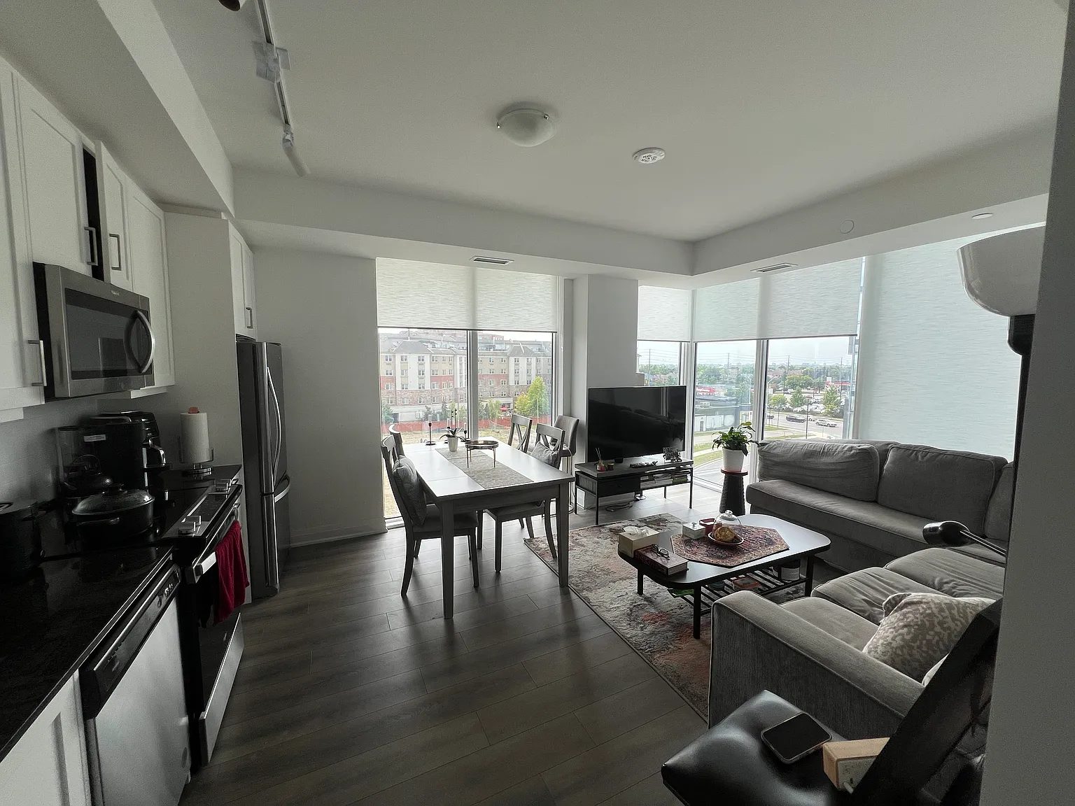 1 bed, 563 sqft, $2,500 — Photo 2