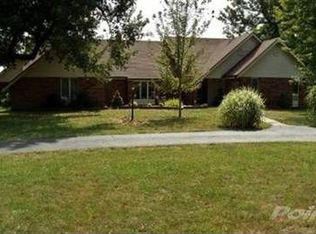 6727 N Red Oak Pl, Willard, MO 65781