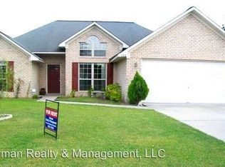 122 Wayfair Ln, Hinesville, GA 31313