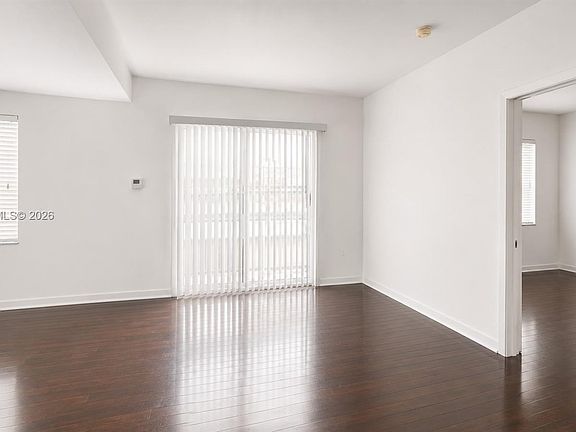 5th image of 1542 Drexel Ave APT 105