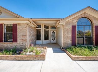 202 E Tomlinson St, Florence, TX 76527