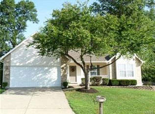 618 Bennington Dr, Saint Charles, MO