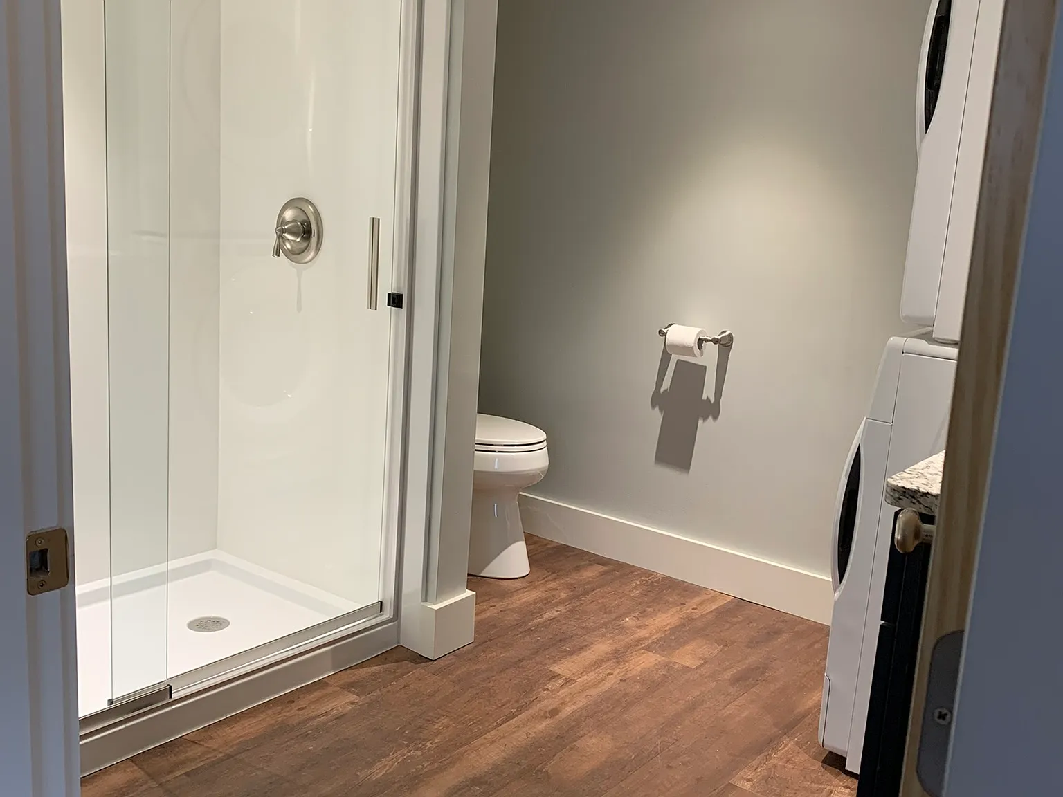 1 bed, 650 sqft, $2,000 — Photo 3