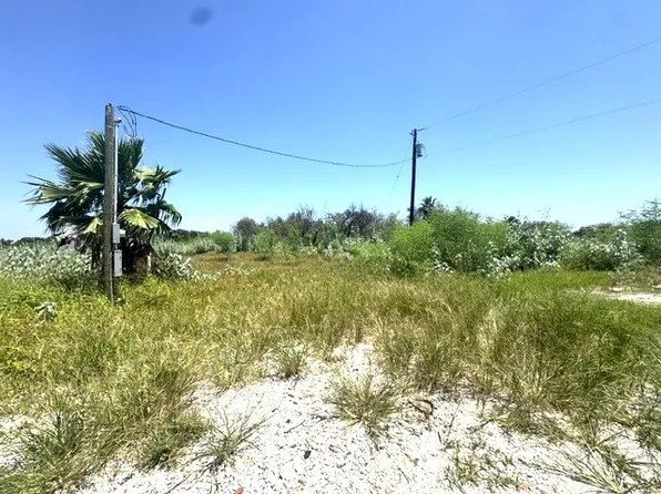 2342 Smith Rd, Aransas Pass, TX 78336