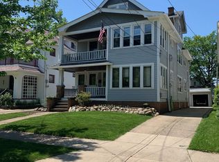 1220 Marlowe Ave, Lakewood, OH