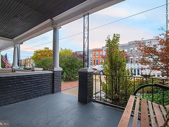 5th image of 3445 Chestnut Ave