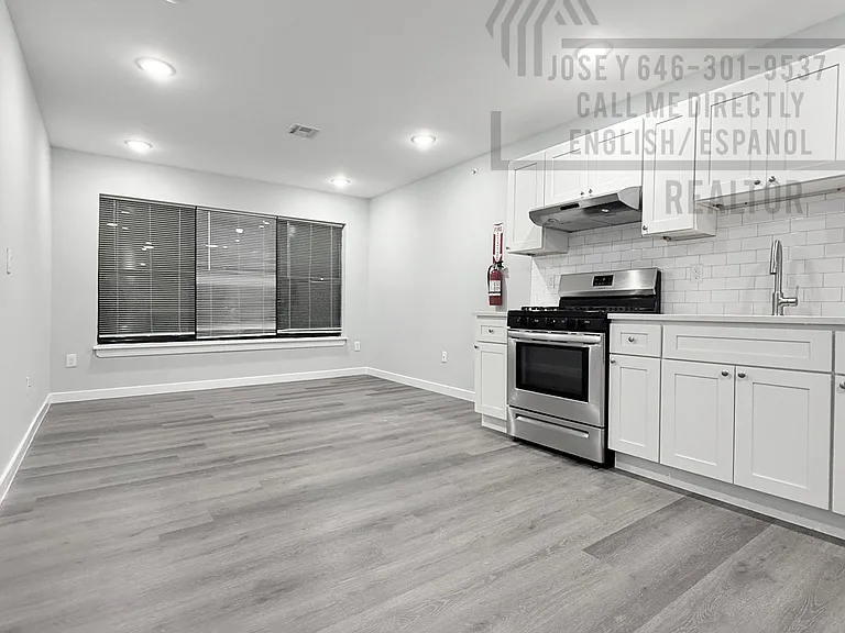 180 Cedar St #27 — Photo 11